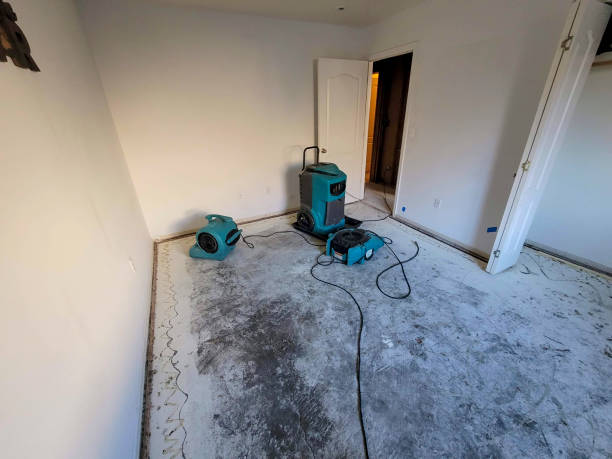 24/7 water damage repair in Neenah, WI